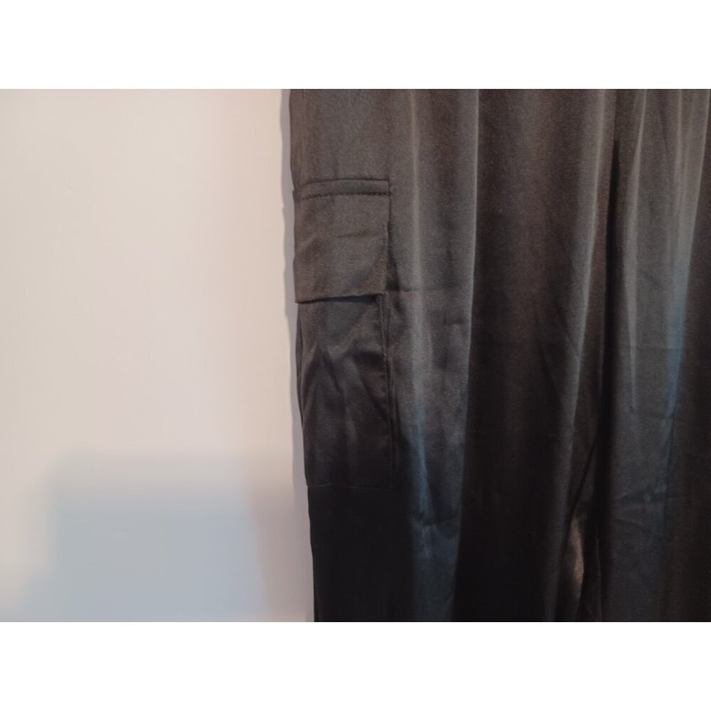 Pretty Garden Satin/Silky (POLYESTERBLEND) Cargo Pockets S(24X27)Straight Pants - Picture 2 of 7